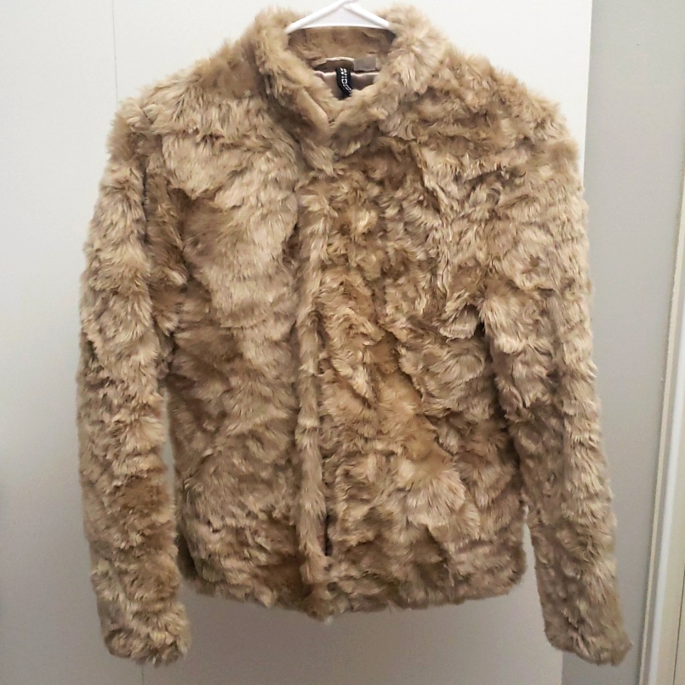 LIKE NEW H&M Divided Beige/Tan/Cream Fur Jacket